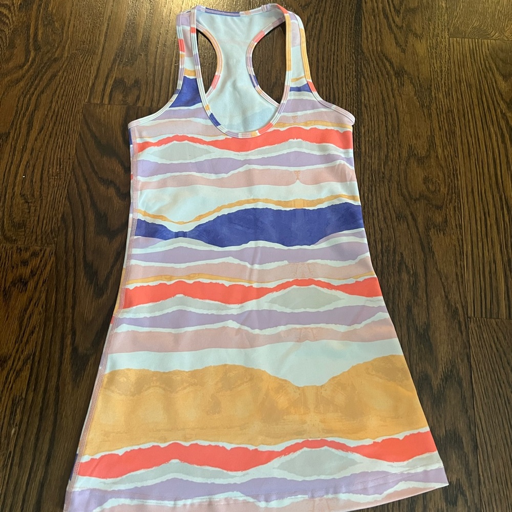 Lululemon tank top